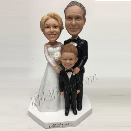 Patung Wedding Trio Family